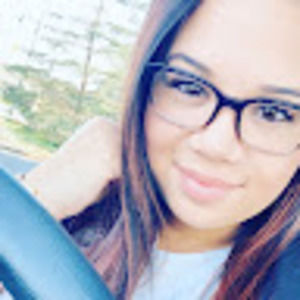 Meet your Posher, Courtney